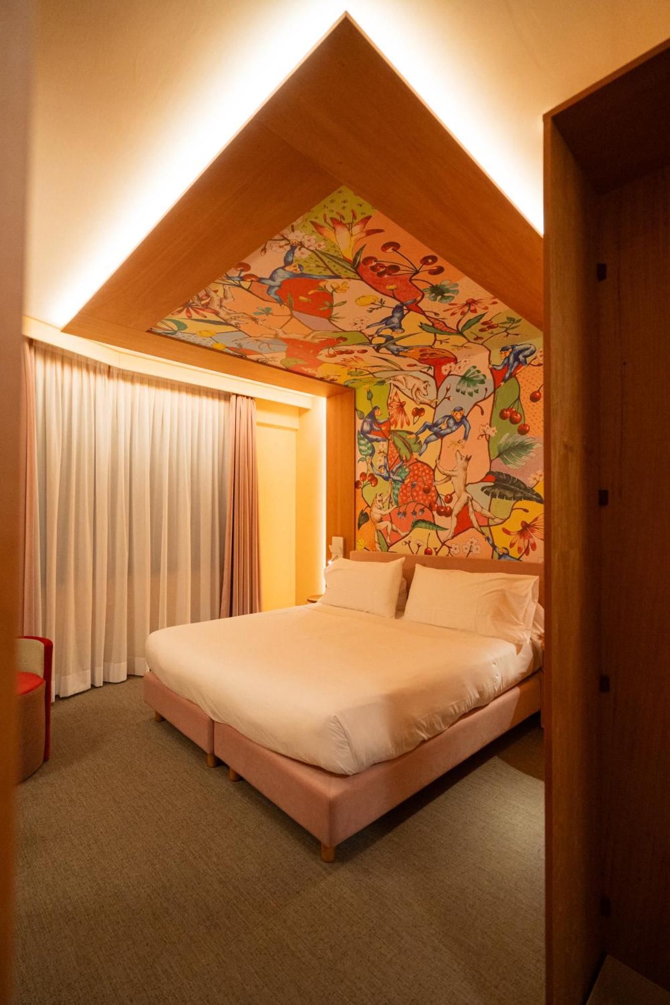 Omama Hotel 4*
